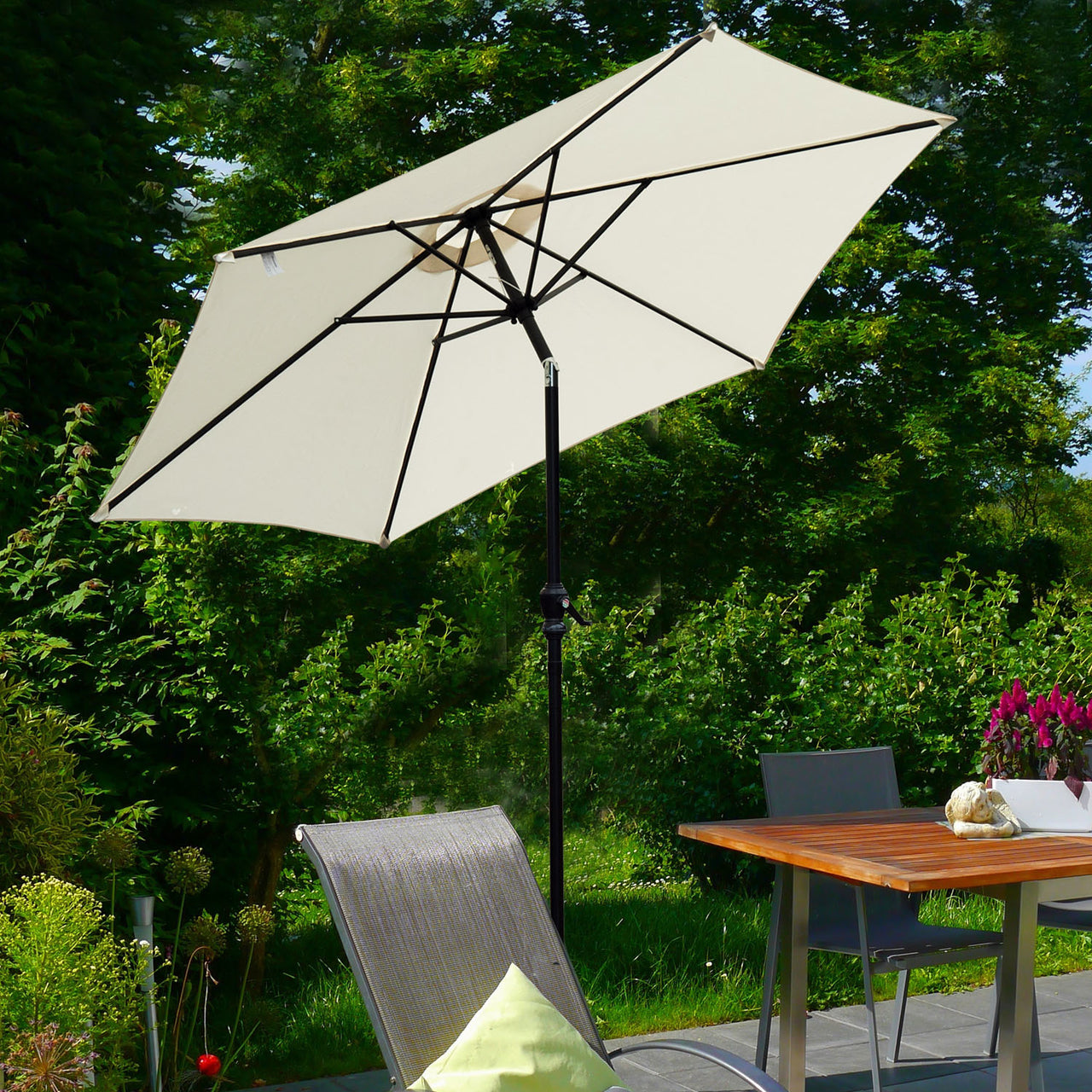 Crèmekleurige knikbare balkonparasol 270 cm – met handslingerbediening