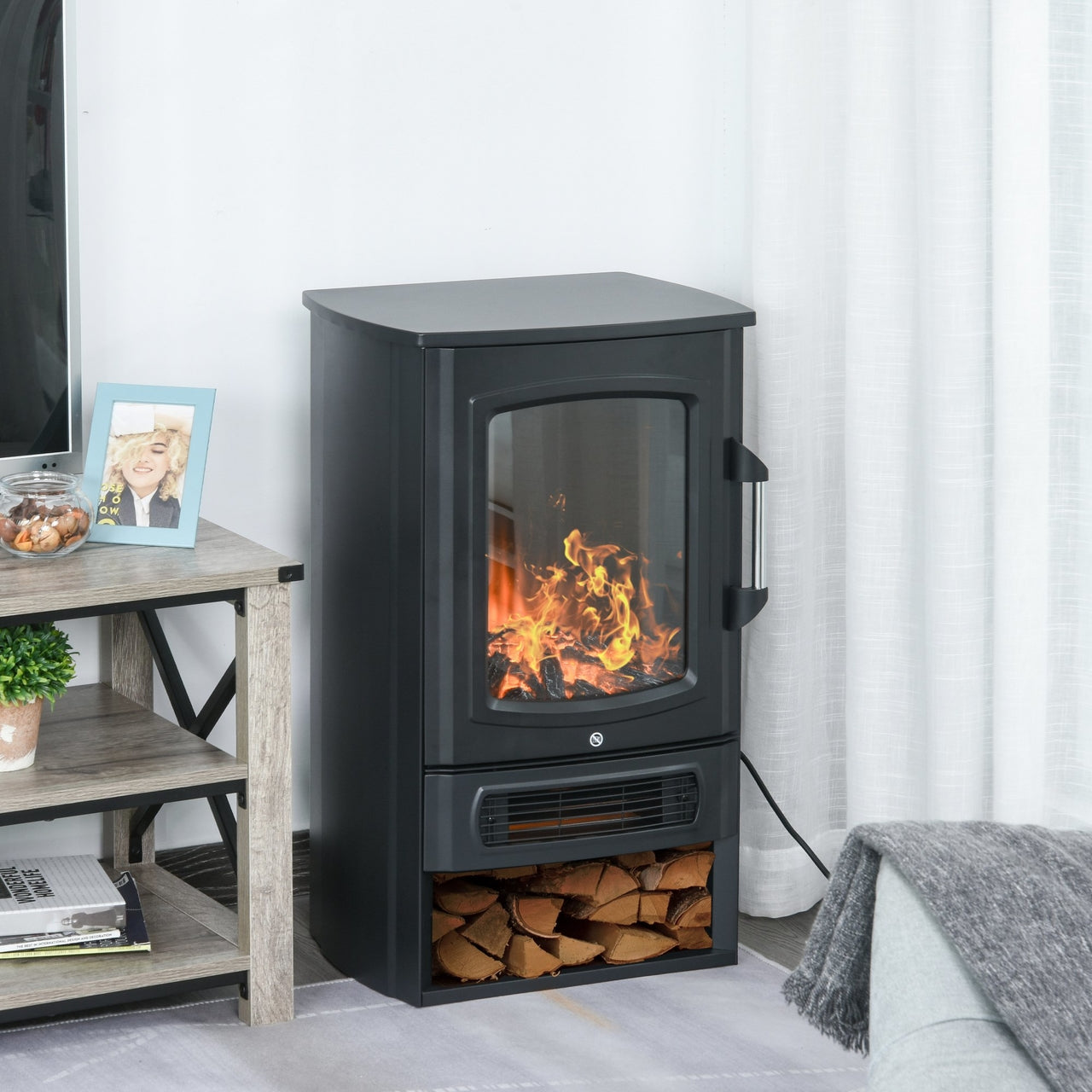 Elektrische sfeerhaard 2000W zwart – met thermostaat en timer | Zenzee in een moderne woonkamer op houten vloer