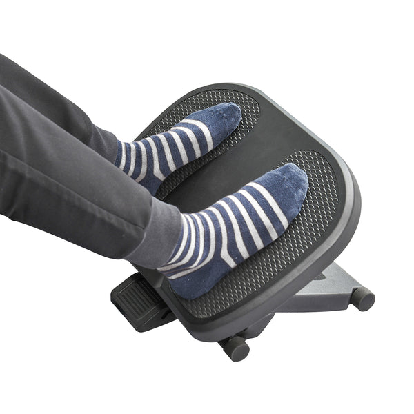 Ergonomische voetensteun met massageoppervlak en verstelbare hoek (0–30°)