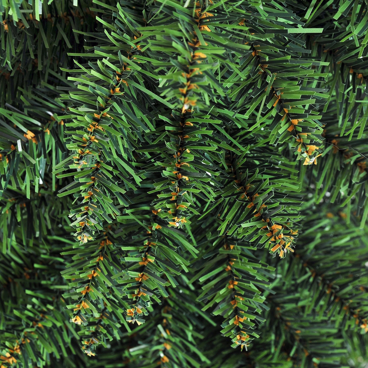 Smalle kunstkerstboom 150 cm groen– stijlvol en onderhoudsvriendelijk