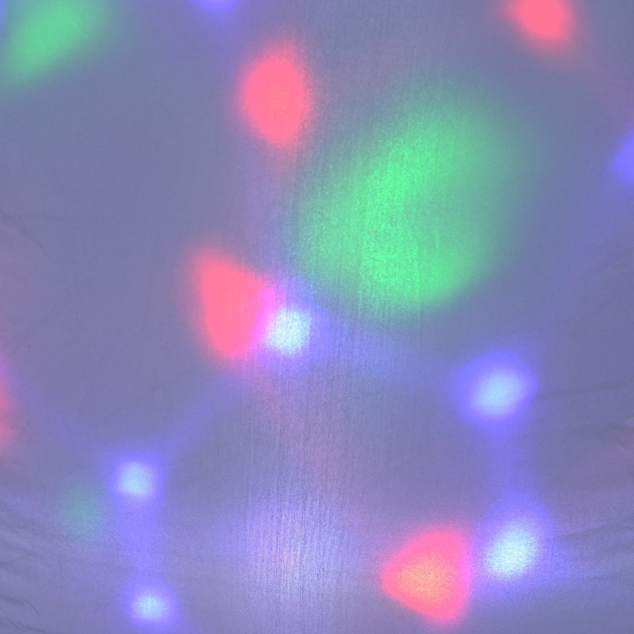 Opblaasbare LED sneeuwman met 3 pinguïns en kerstverlichting 180 cm
