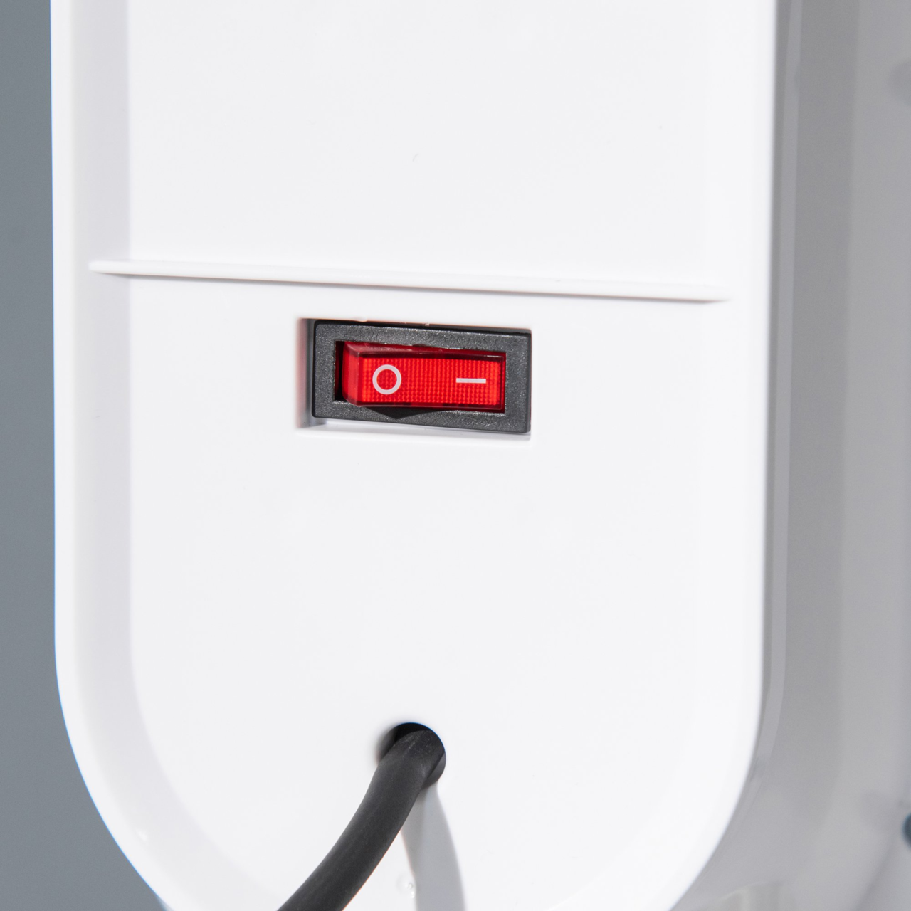 Witte keramische convectorkachel 2000 W met afstandsbediening voor gerichte warmte en gemak