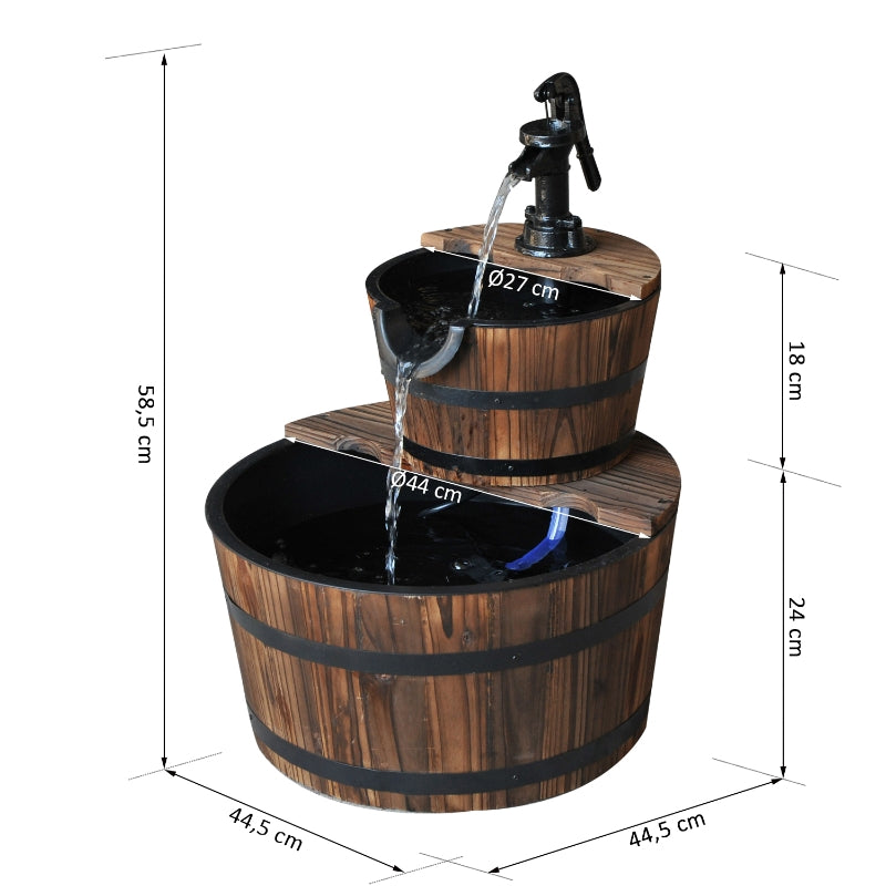 Bruin houten fontein met pomp – rustiek waterornament voor een sfeervolle tuinbeleving