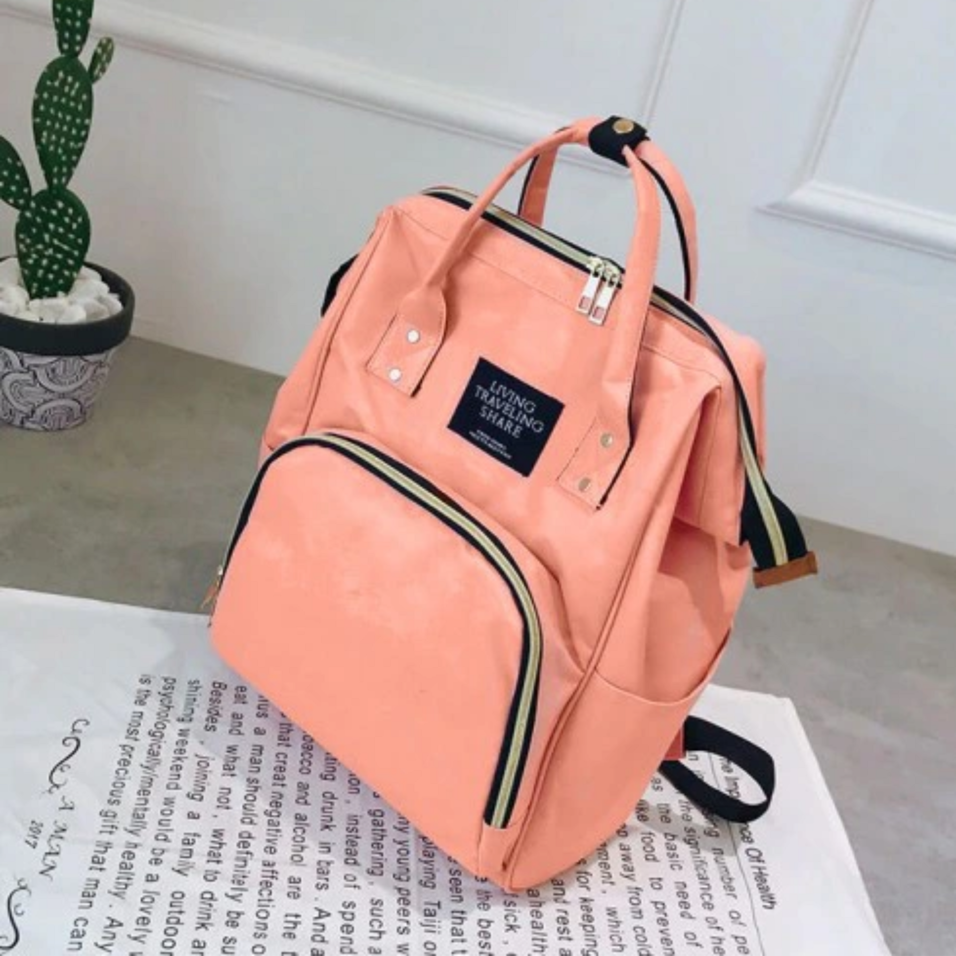 Ruime roze luiertas rugzak 30 liter met kinderwagenhaken en geïsoleerd vak
