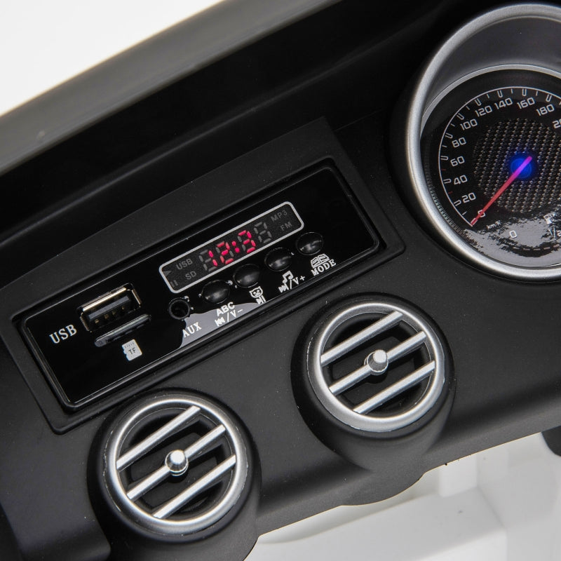 Witte elektrische kinderauto AMG – met afstandsbediening en muziekfuncties