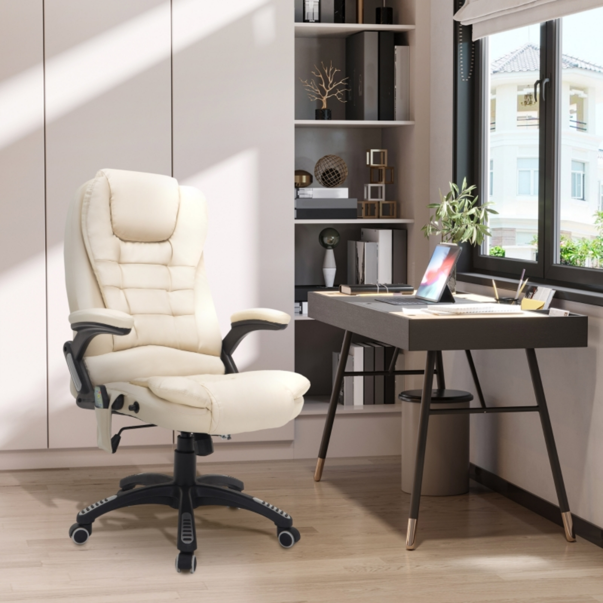 Beige bureaustoel met stoelverwarming en massage – stijlvol en ergonomisch comfort