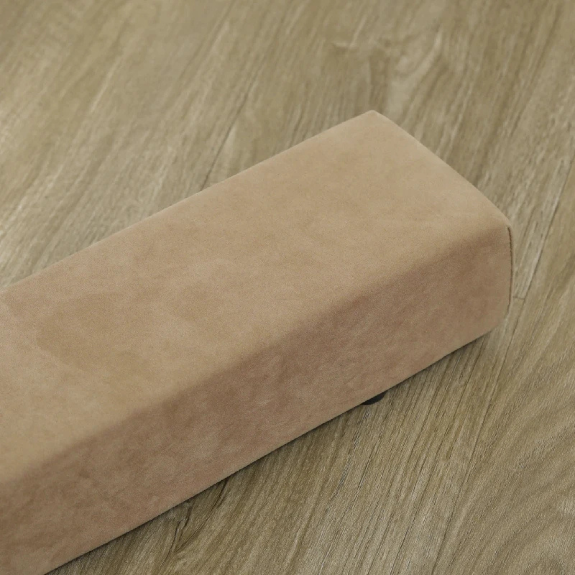 Turnbalk bruin 210×10×6,5 cm – ideaal voor balansspel & training
