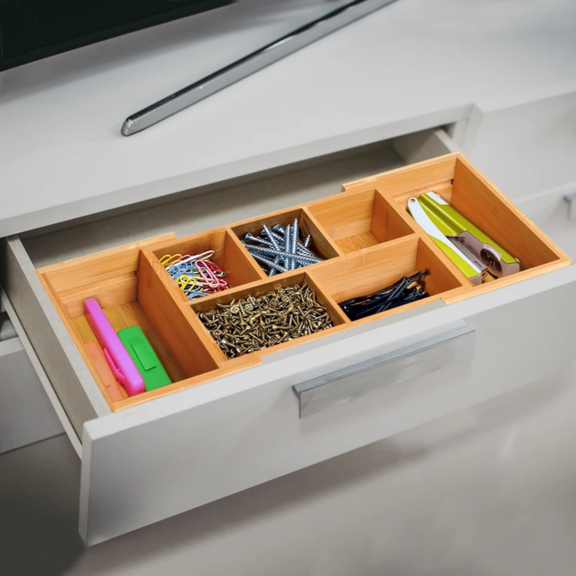 Uitschuifbare bamboe bureau-organizer met 5–7 vakken – 24,6–41 cm