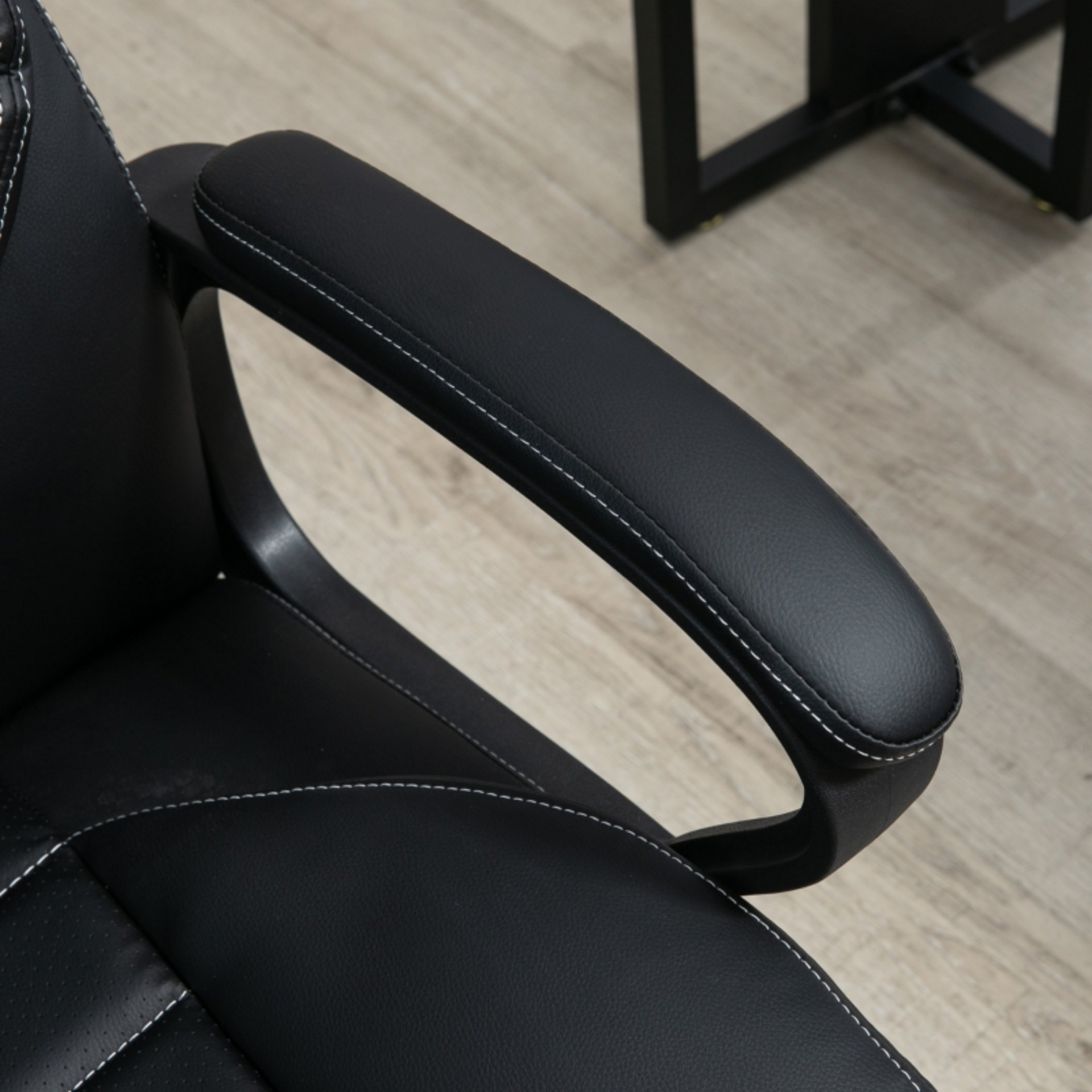 Ergonomische gamestoel verstelbaar met massagefunctie – zwart design