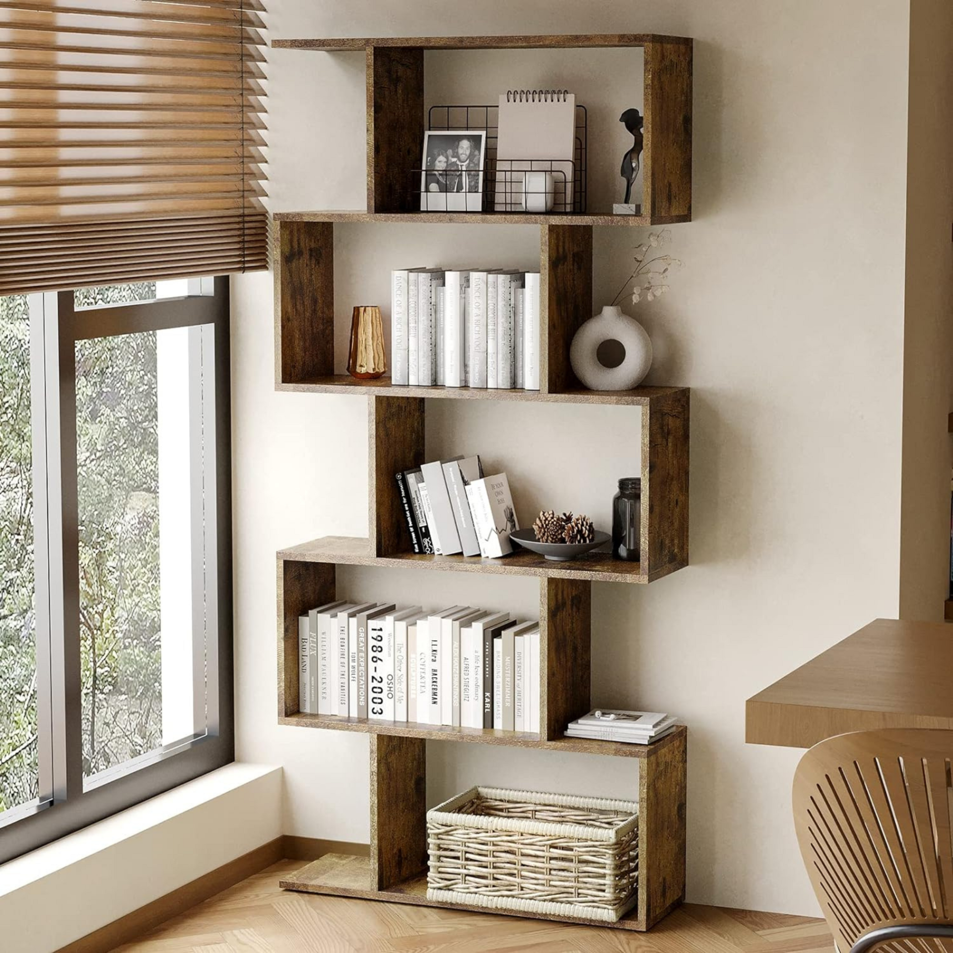 Functionele boekenkast en roomdivider met meerdere vakken industrieel 158 cm | Zenzee