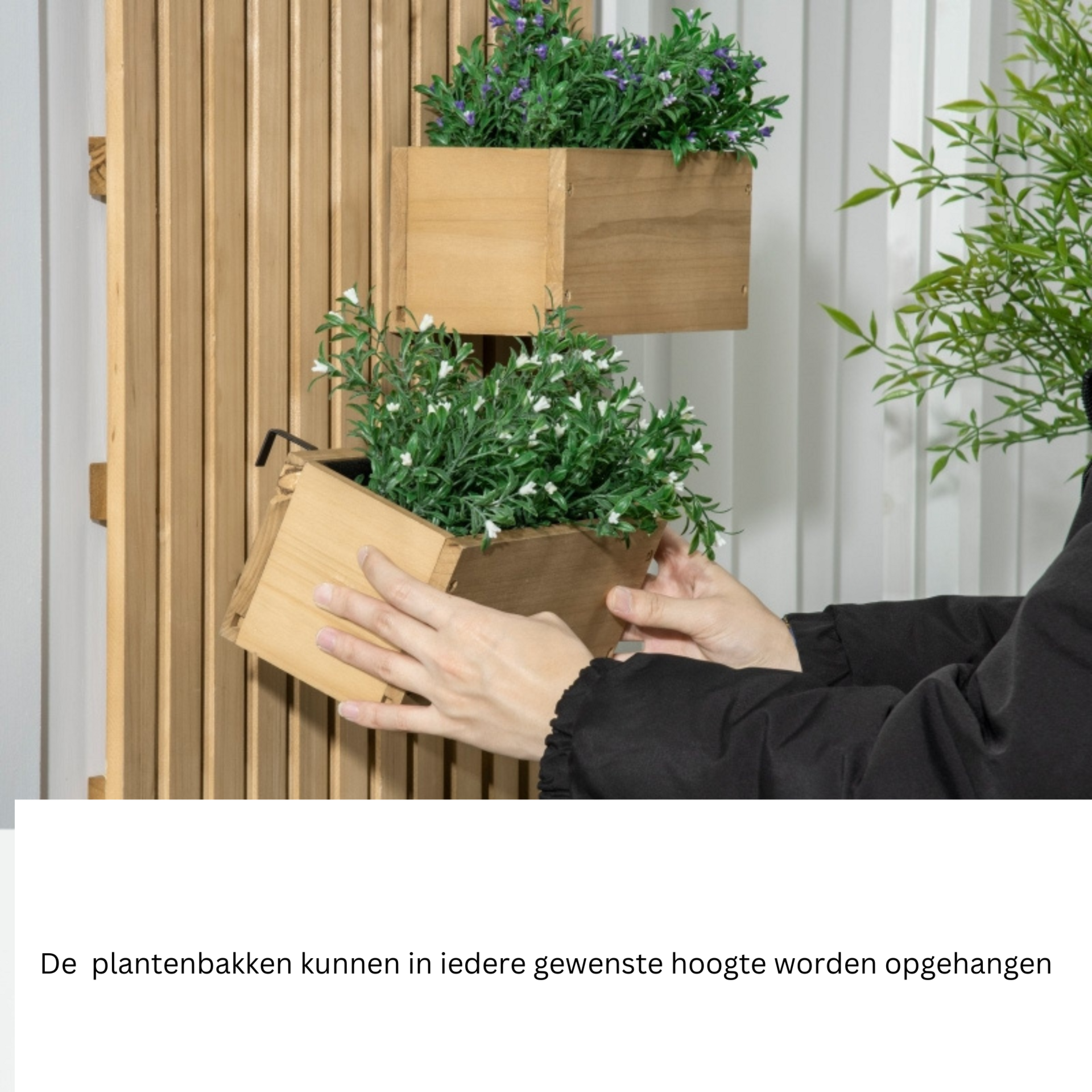 Houten plantenstandaard als plantenrek en plantenzuil