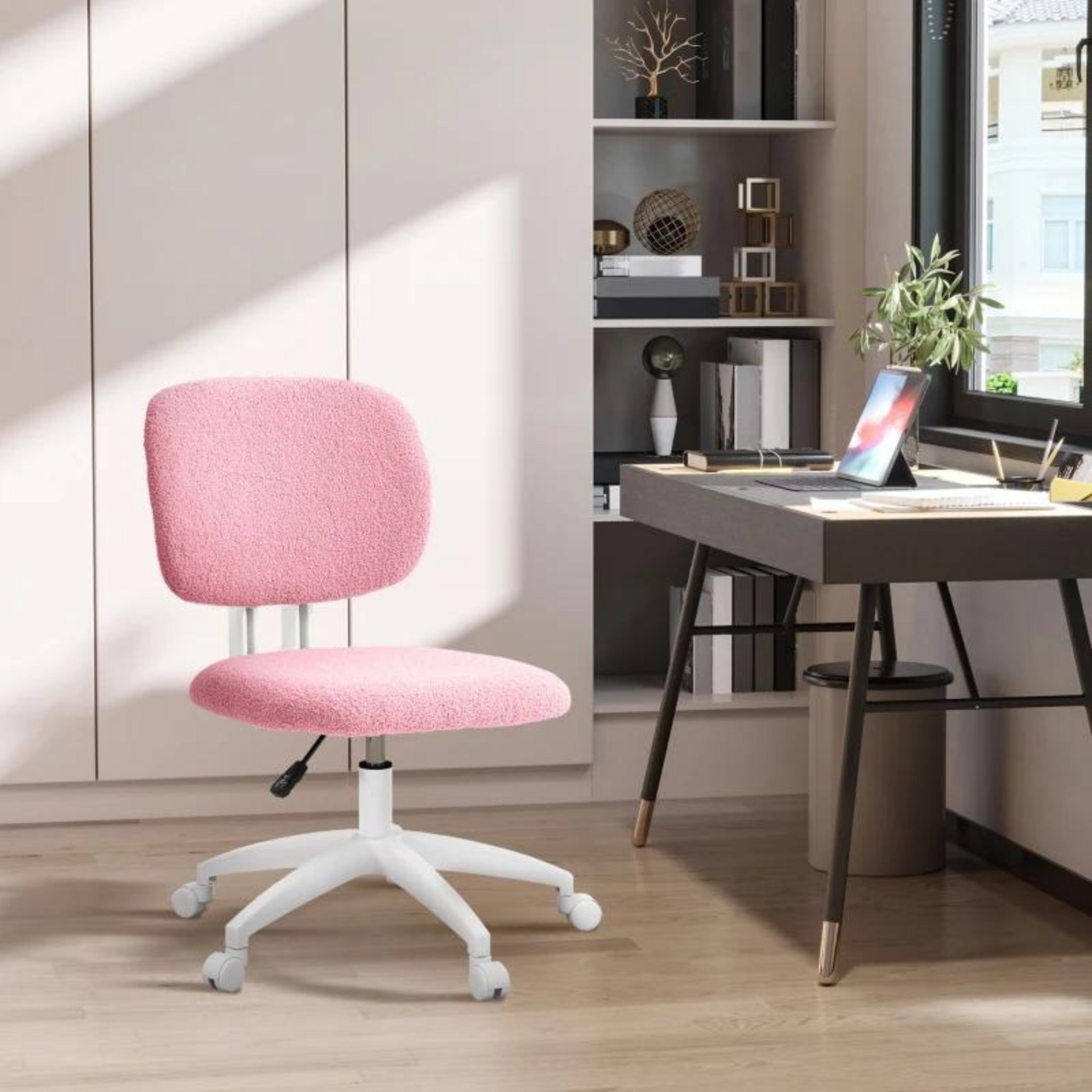 Ergonomische bureaustoel roze-wit met pluche bekleding