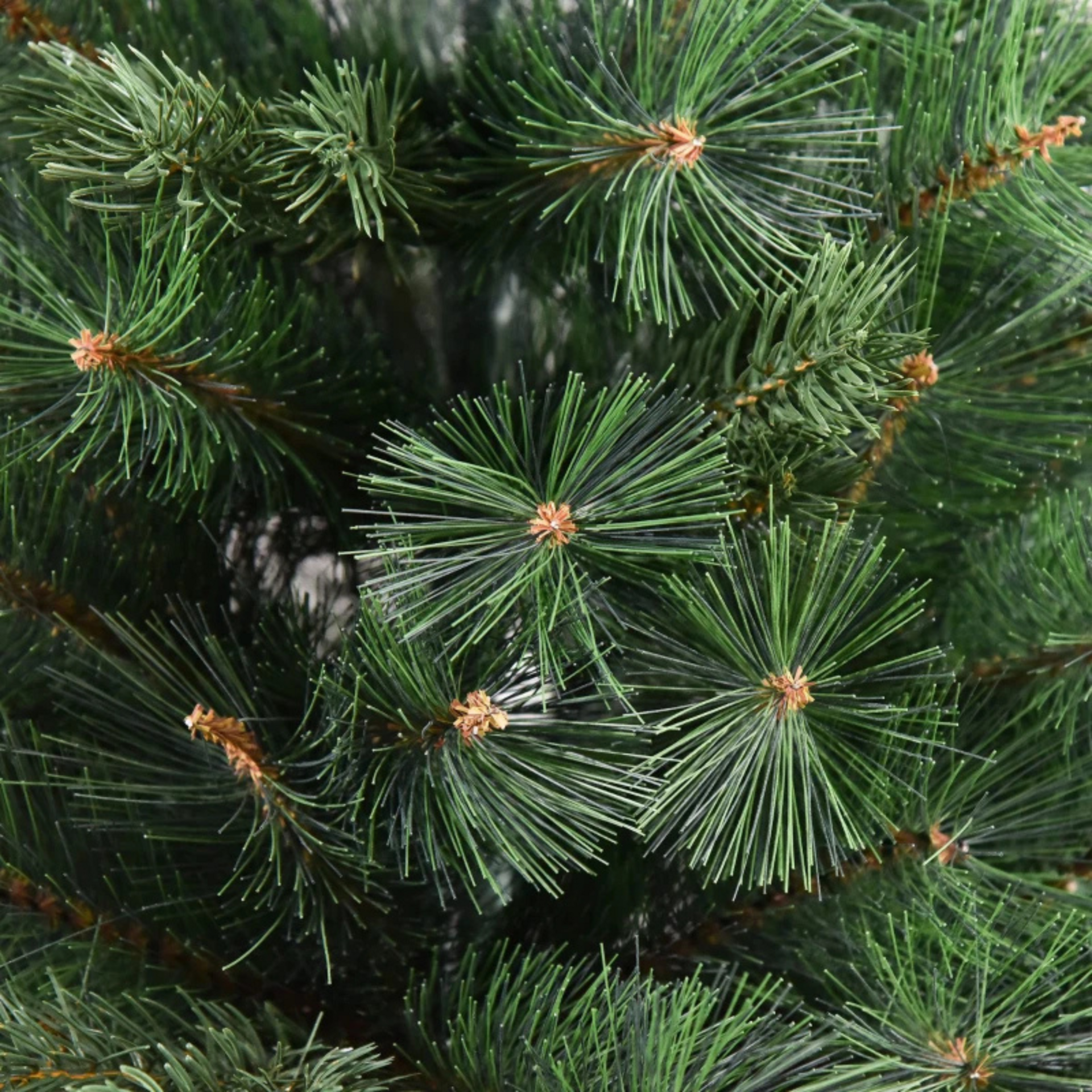 Kunstkerstboom 180 cm met ledverlichting en realistische naalden groen