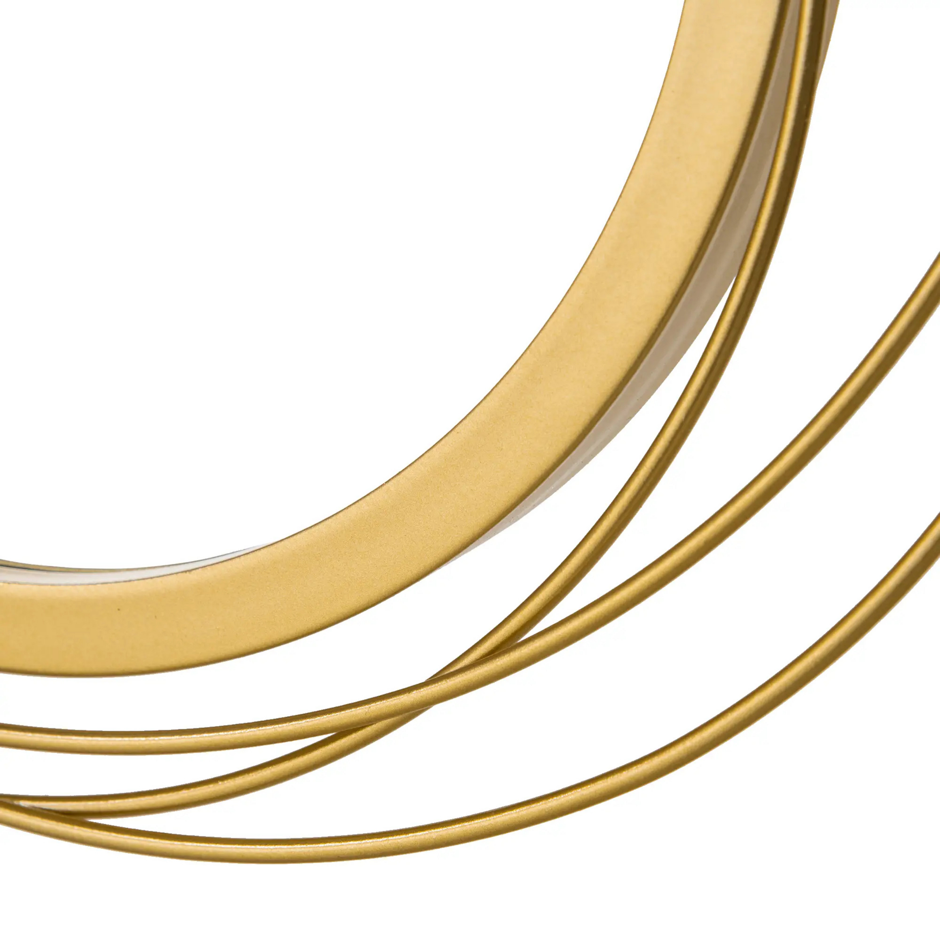 Decoratieve wandspiegel met goudkleurig metalen frame – 107x56 cm