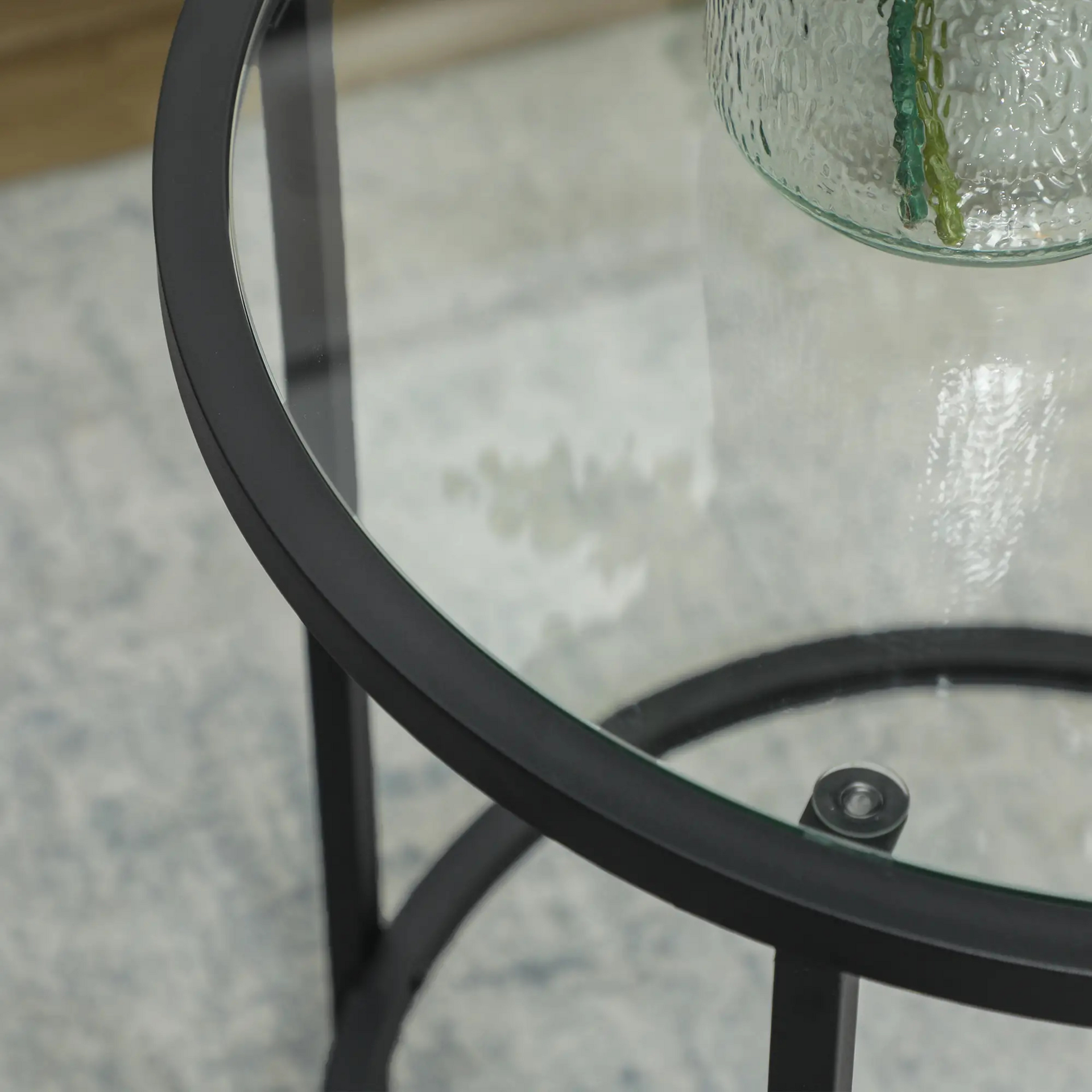 Ronde salontafel met glazen blad en zwart metalen frame – Ø48 cm