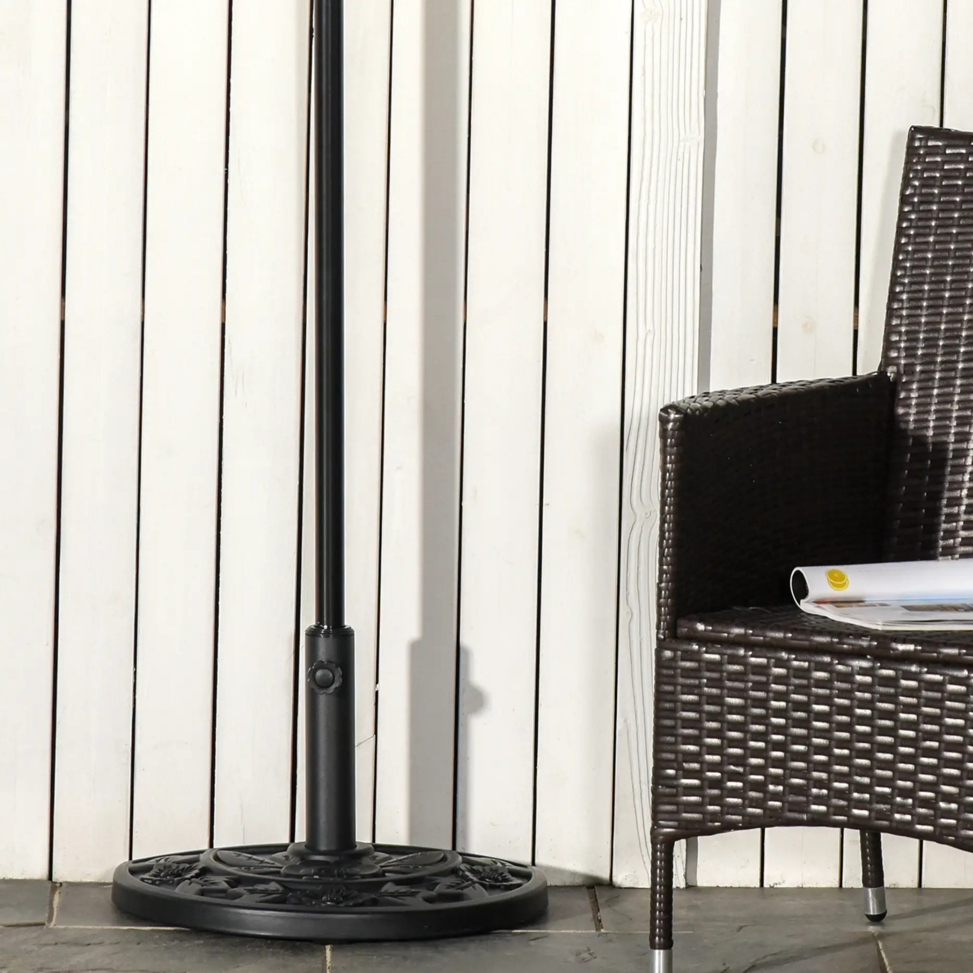 Halfronde parasolvoet zwart 9 kg – compact en stevig balkonmodel