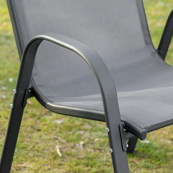Grijze tuinstoelenset met armleuningen – stapelbaar en ademend mesh