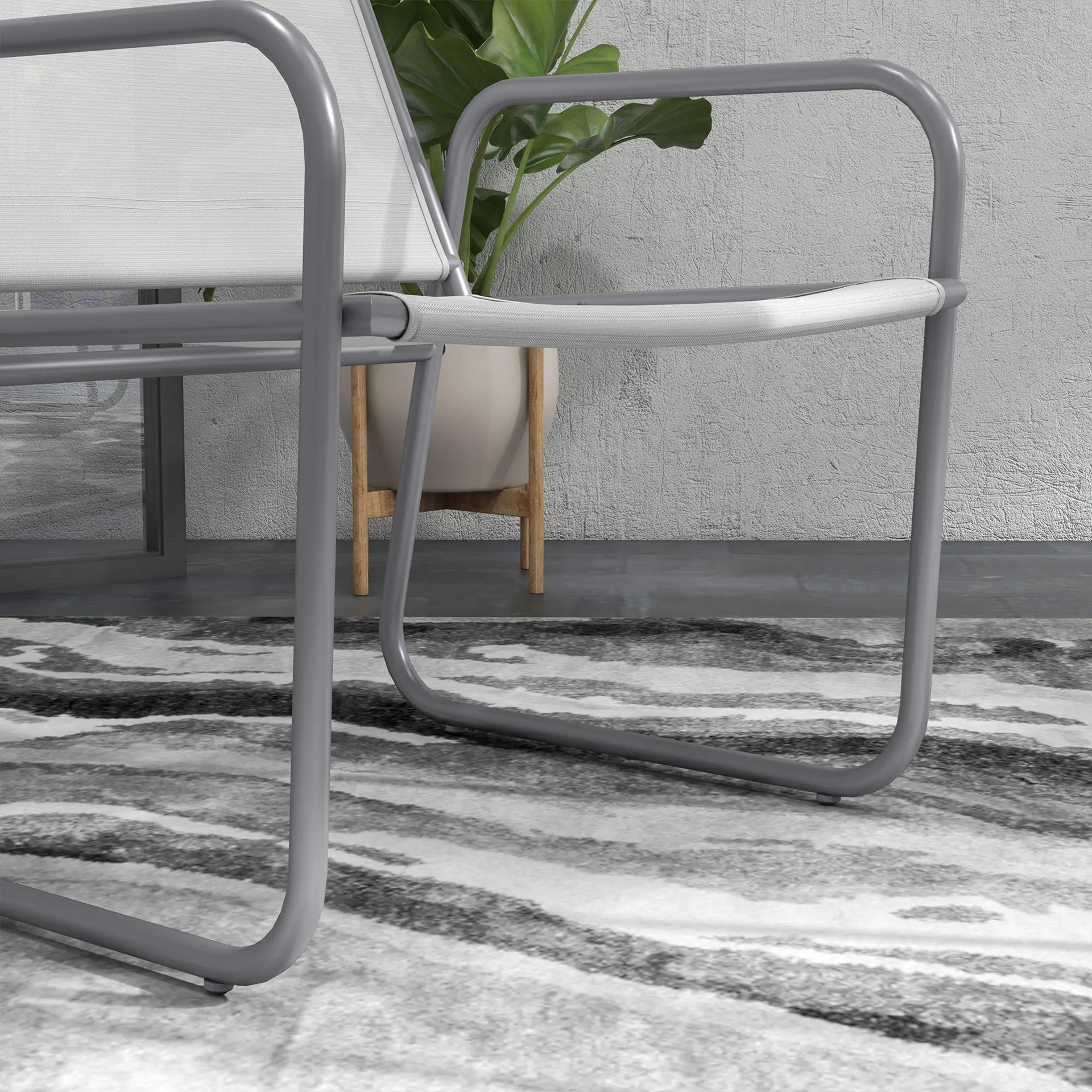 Grijze 3-delige bistroset – ademende stoelen en metalen tafel voor balkon of tuin