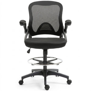 Comfortabele ergonomische bureaustoel met sta-op functie in zwart met ventilerende netstof rugleuning armleuningen en voetsteun